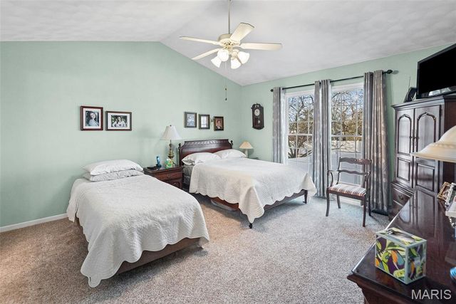 2759 E B Street Road, Belleville, IL 62221