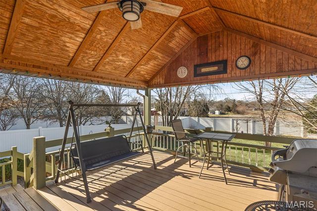 2759 E B Street Road, Belleville, IL 62221