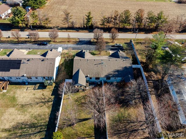 2759 E B Street Road, Belleville, IL 62221