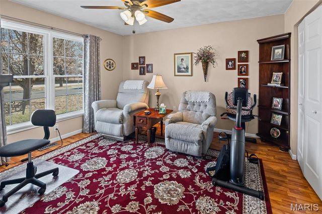 2759 E B Street Road, Belleville, IL 62221