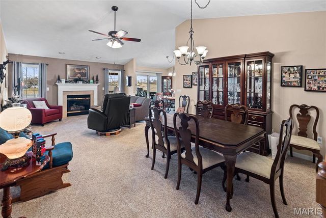 2759 E B Street Road, Belleville, IL 62221