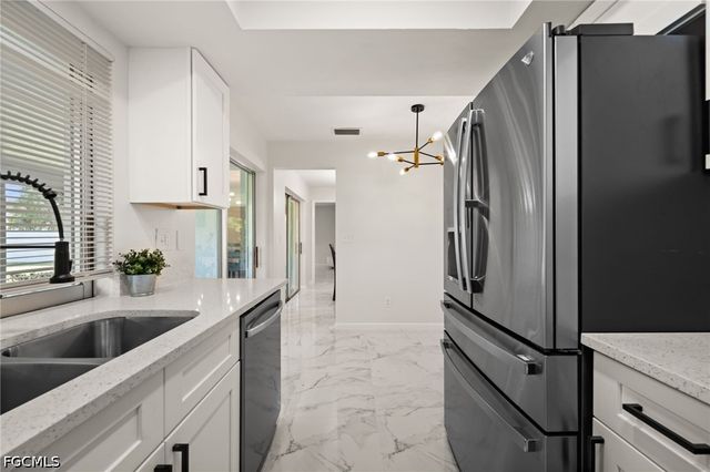 1614 NE 6th TER, Cape Coral, FL 33909
