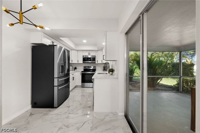 1614 NE 6th TER, Cape Coral, FL 33909
