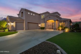 441 W DESERT FLOWER Lane, Phoenix, AZ 85045