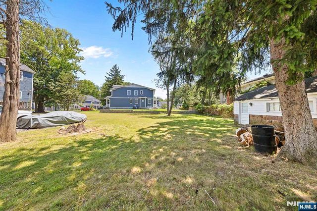 56 E Madison Avenue, Cresskill, NJ 07626