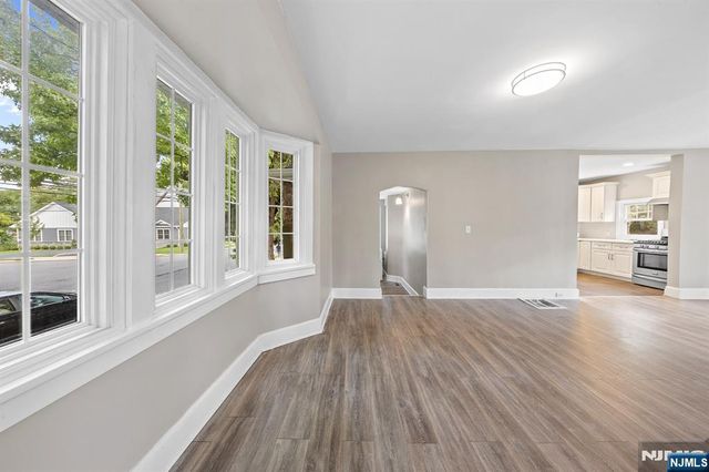 56 E Madison Avenue, Cresskill, NJ 07626