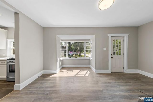 56 E Madison Avenue, Cresskill, NJ 07626