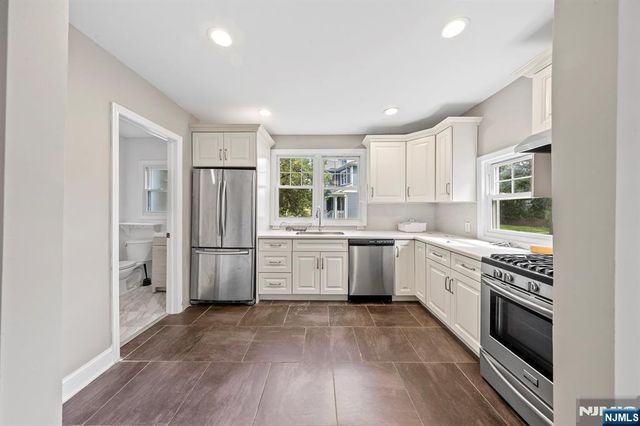 56 E Madison Avenue, Cresskill, NJ 07626