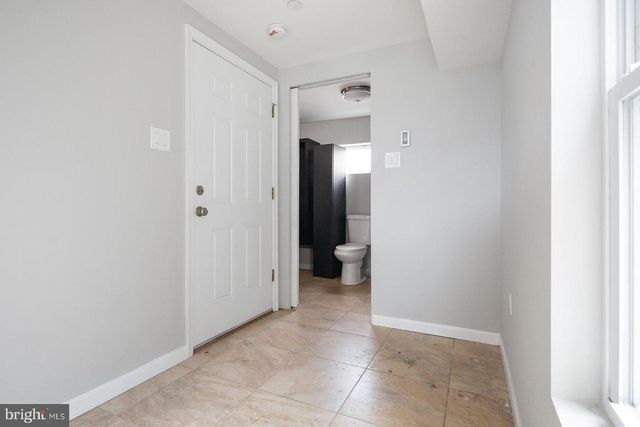 1945 NICHOLAS ST, Philadelphia, PA 19121