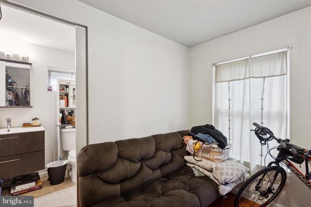 1945 NICHOLAS ST, Philadelphia, PA 19121