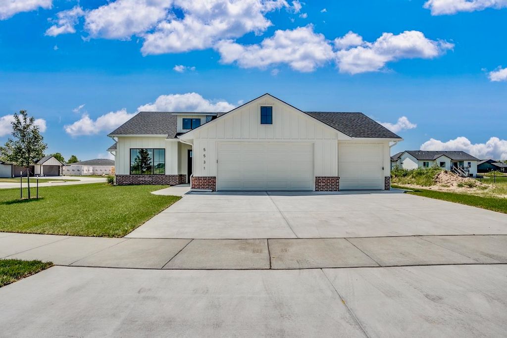 5531 N St. Paul St., Wichita, KS 67204