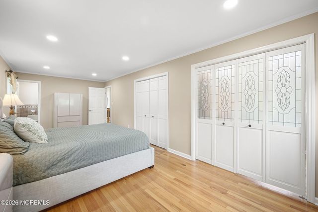 7 Saratoga Drive, Manalapan, NJ 07726