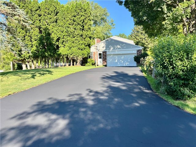 2893 Cold Springs Road, Lysander, NY 13027