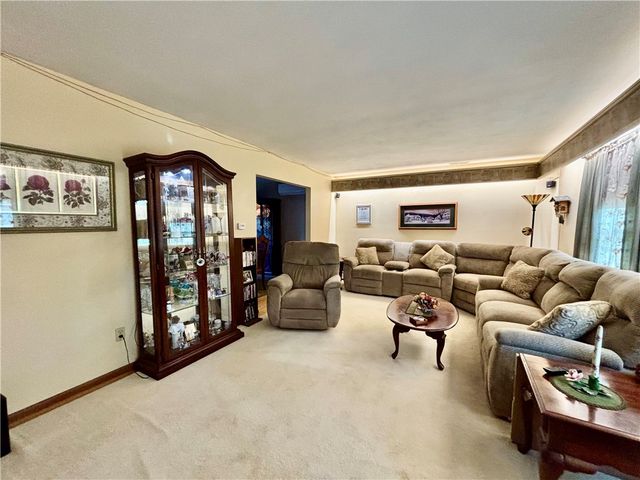 2893 Cold Springs Road, Lysander, NY 13027