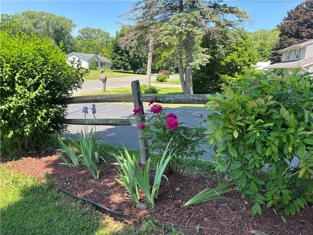 2893 Cold Springs Road, Lysander, NY 13027