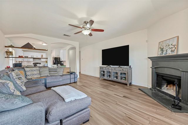 534 Harding Lane, Lavon, TX 75166