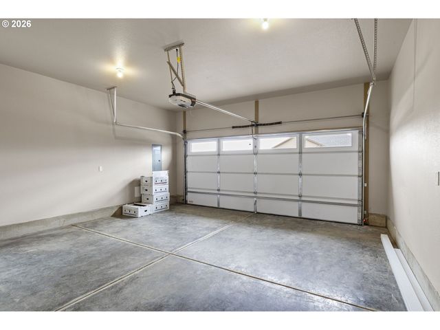 941 SAND PINES Ave, Sutherlin, OR 97479