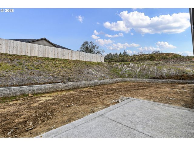 941 SAND PINES Ave, Sutherlin, OR 97479