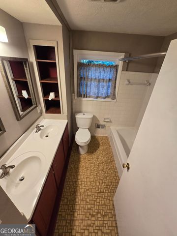 2527 Amalfi Drive, Conyers, GA 30012