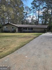 2527 Amalfi Drive, Conyers, GA 30012