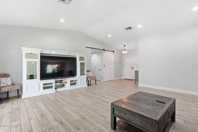 5815 E CAMPO BELLO Drive, Scottsdale, AZ 85254