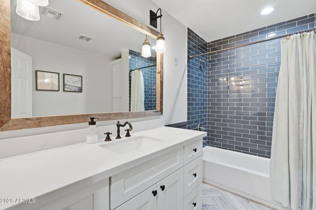 5815 E CAMPO BELLO Drive, Scottsdale, AZ 85254