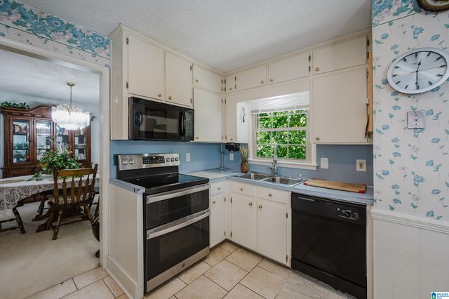 2654 CHANDALAR LANE, Pelham, AL 35124