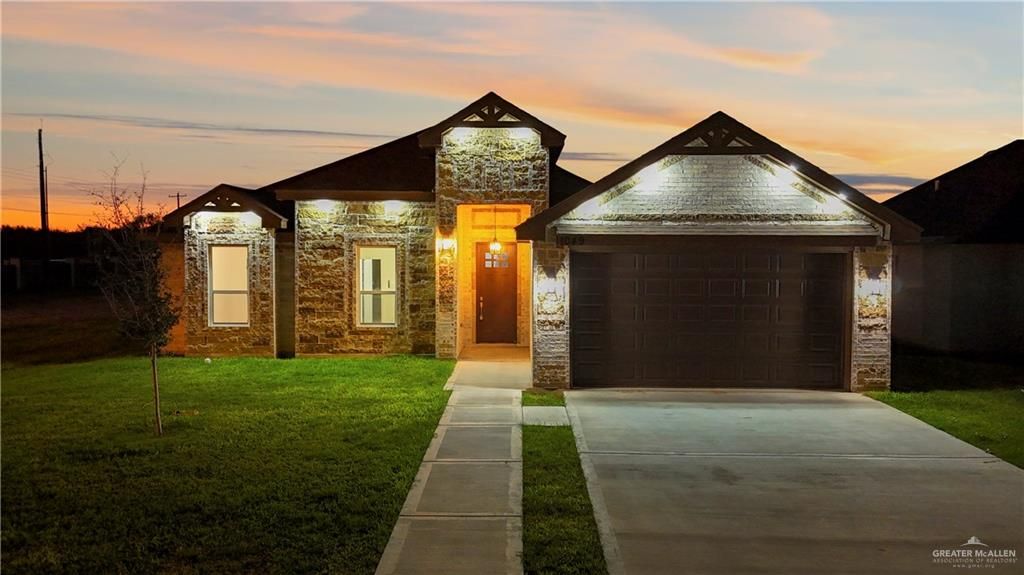 1049 Nina Avenue, Alamo, TX 78516