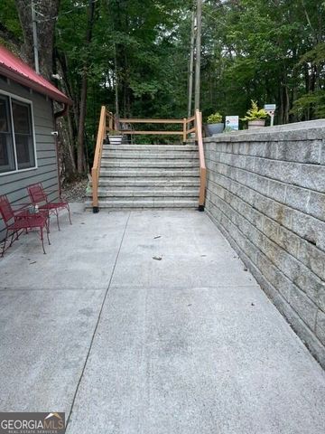 910 Foot Hills Drive, Cleveland, GA 30528