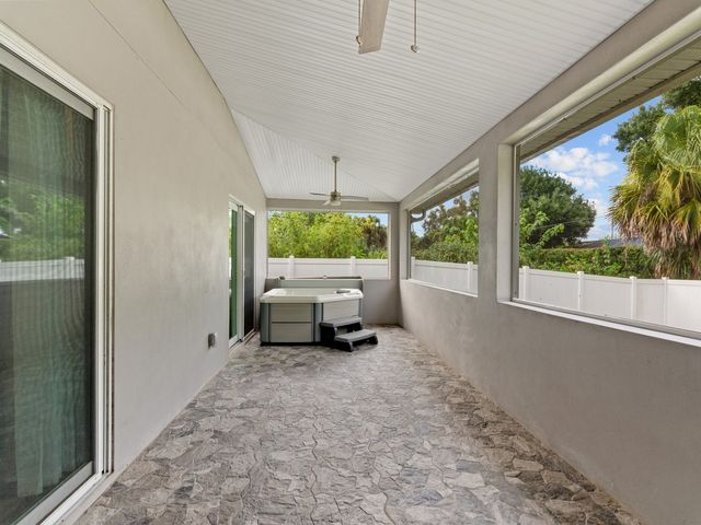 525 Fleming Street, Sebastian, FL 32958