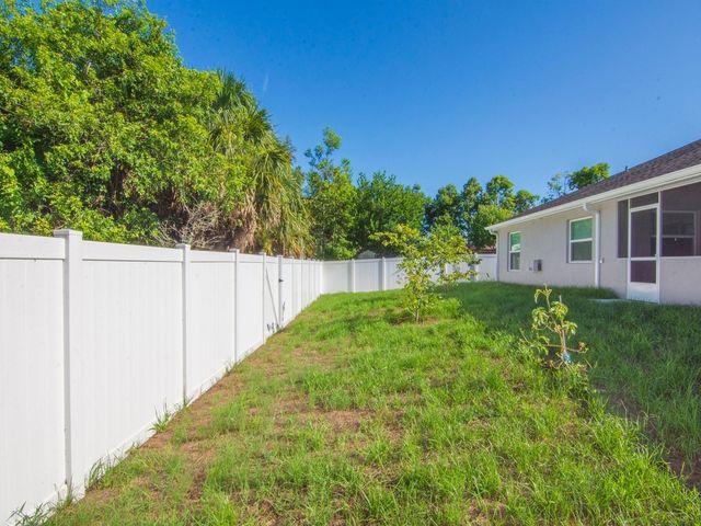 525 Fleming Street, Sebastian, FL 32958