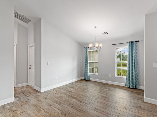 525 Fleming Street, Sebastian, FL 32958