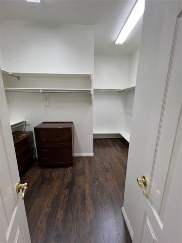 1803 E Branch Hollow Drive, Carrollton, TX 75007