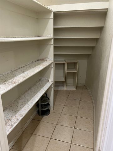 1803 E Branch Hollow Drive, Carrollton, TX 75007