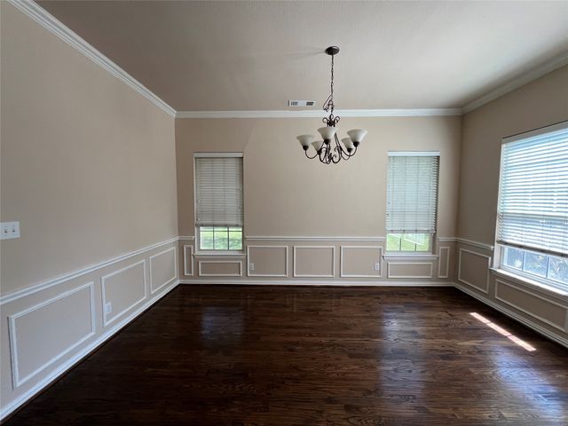 1803 E Branch Hollow Drive, Carrollton, TX 75007