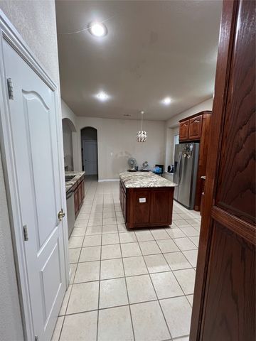 1803 E Branch Hollow Drive, Carrollton, TX 75007