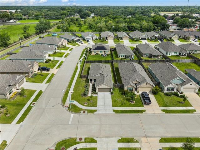 1224 Cavalry Junction Drive, Alvin, TX 77511