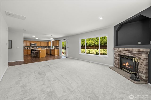 27610 239th Place SE, Maple Valley, WA 98038