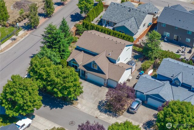27610 239th Place SE, Maple Valley, WA 98038