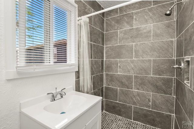 1017 E Evans Ave, Pueblo, CO 81004