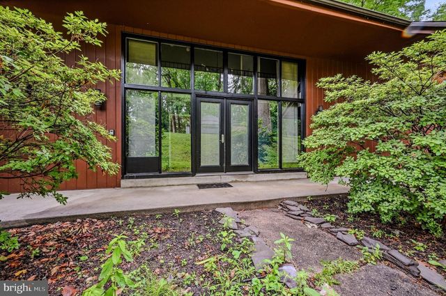 646 WOODVIEW DR, Hockessin, DE 19707