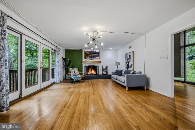 646 WOODVIEW DR, Hockessin, DE 19707