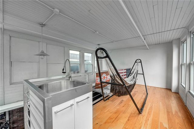 635 W Lakeside Avenue 602, Cleveland, OH 44113