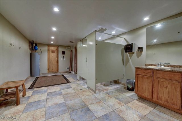 635 W Lakeside Avenue 602, Cleveland, OH 44113