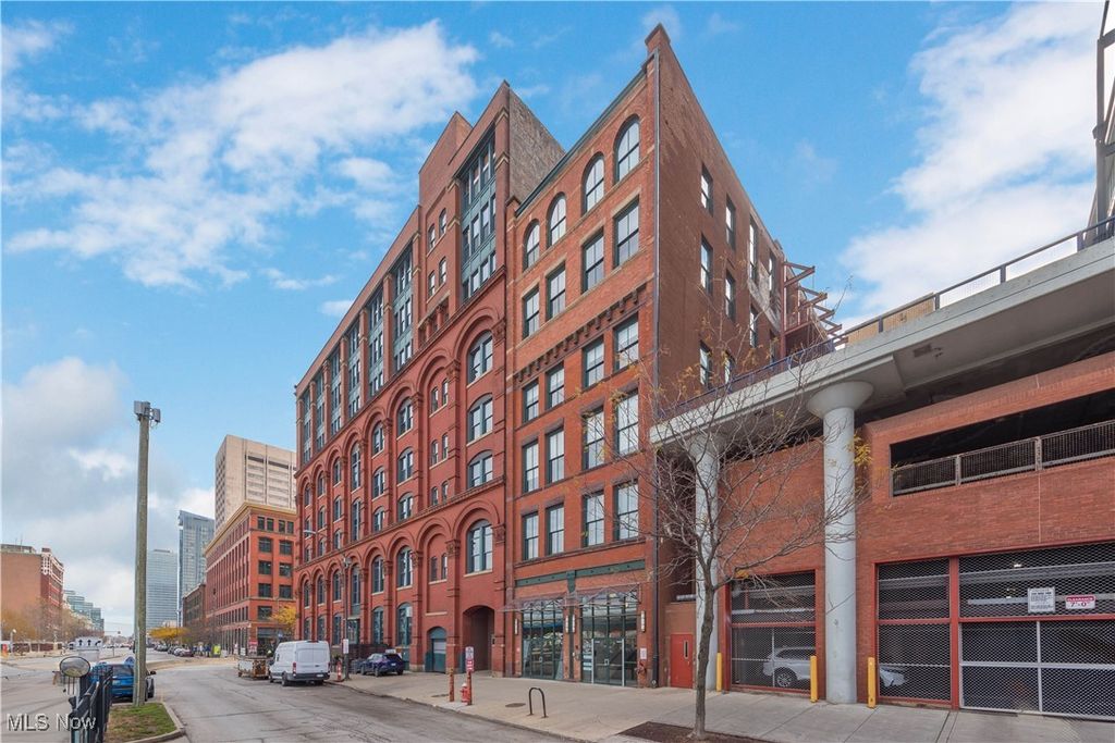 635 W Lakeside Avenue 602, Cleveland, OH 44113