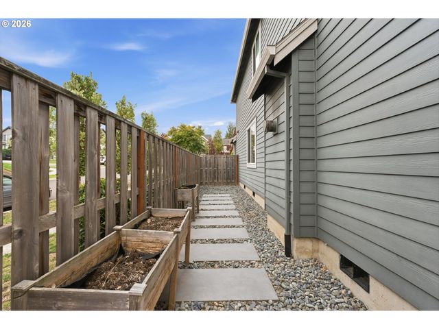 21428 Sw YORKSHIRE Way, Sherwood, OR 97140