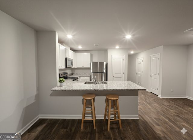 172 Coneflower Road, Bloomingdale, GA 31302