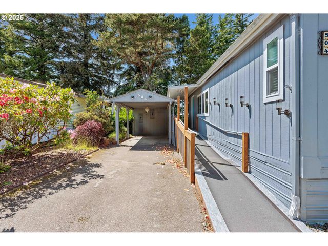 504 PUERTO VISTA Dr, Coos Bay, OR 97420