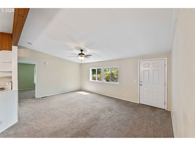 504 PUERTO VISTA Dr, Coos Bay, OR 97420