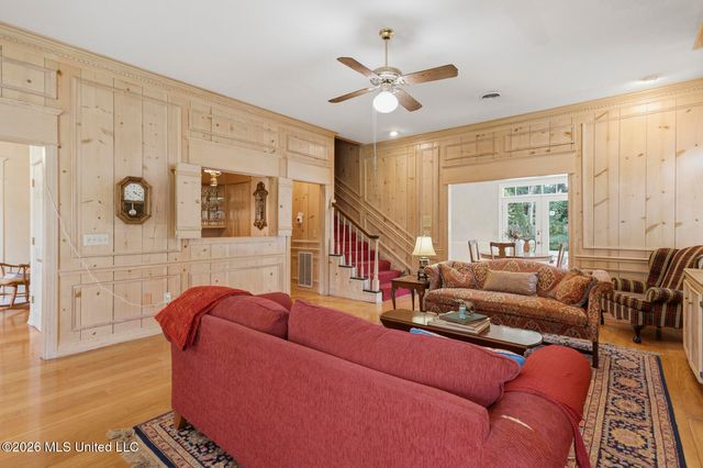 134 Brae Burn Drive, Jackson, MS 39211